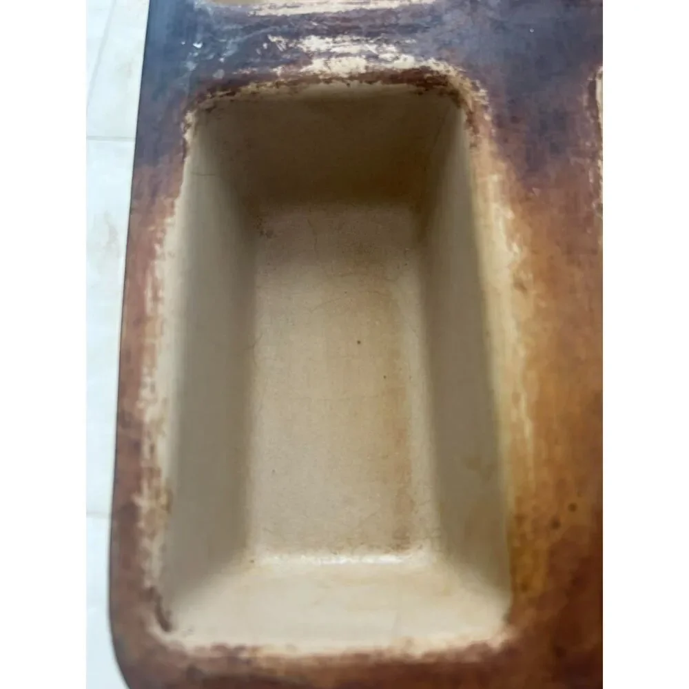 Pampered Chef Mini 4 Loaf Seasoned Retired Family Heritage Stoneware Bread Pan